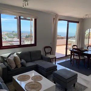 Panoramic Penthouse Apartment